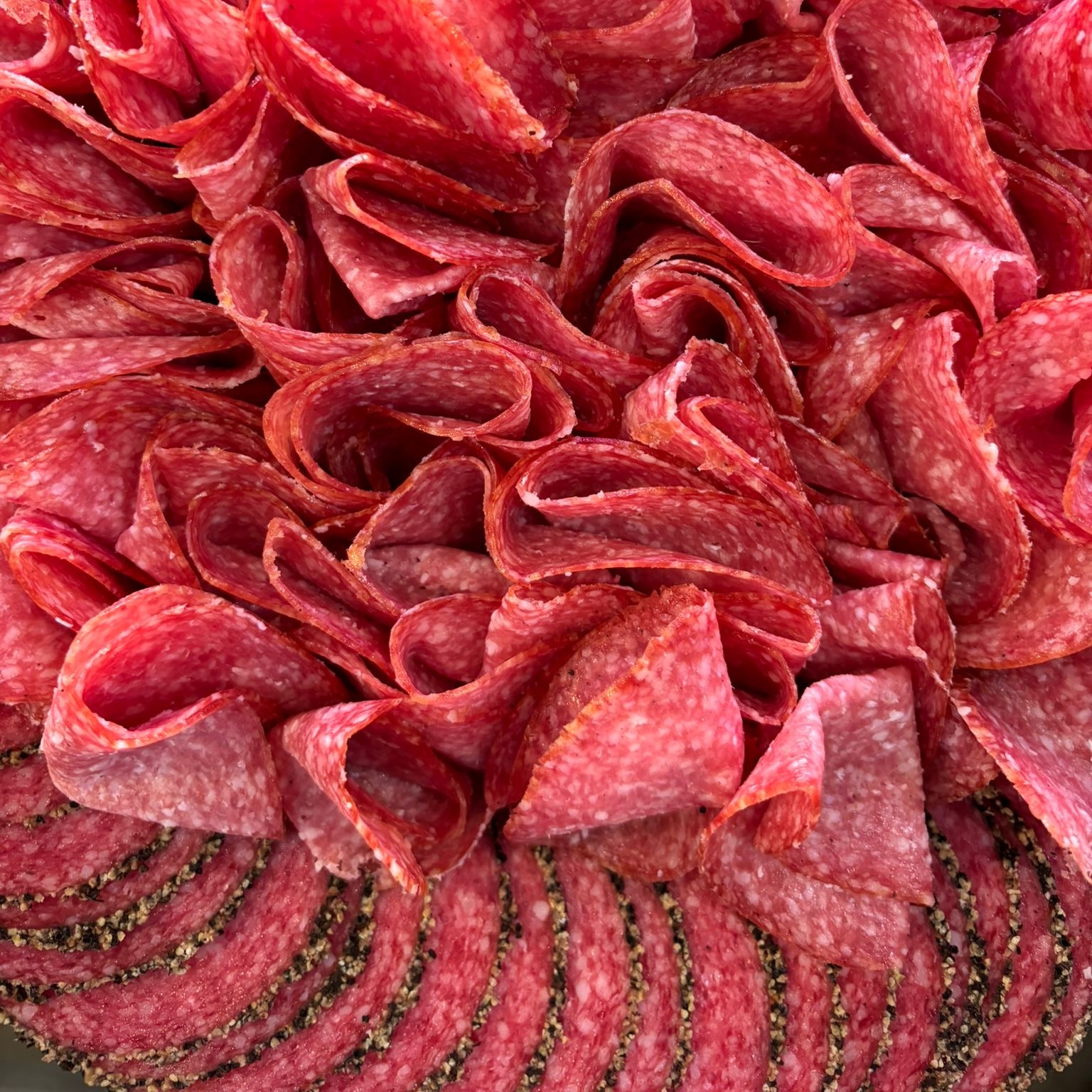 Verse vis- en vleesschotel bij slagerij fack in wetteren